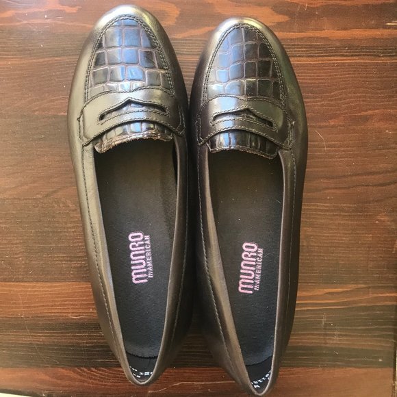 Brand New Munro Women's Shoes Size 8 - Picture 1 of 2